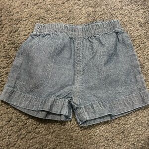 ✨5 for $10✨ carters shorts